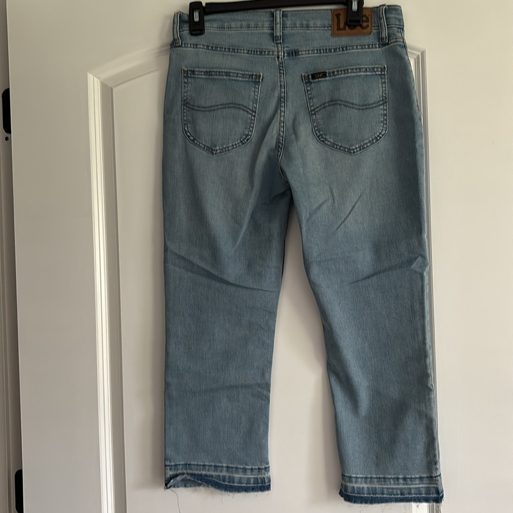 NWT Lee womens mid rise Legendary Capri Jean - Picture 9 of 9